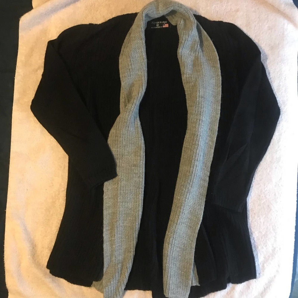 Alpaca in Style Black Grey Open Cardigan Medium